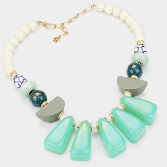 Abstract Patterned Statement Necklace - Picture 2 of 2